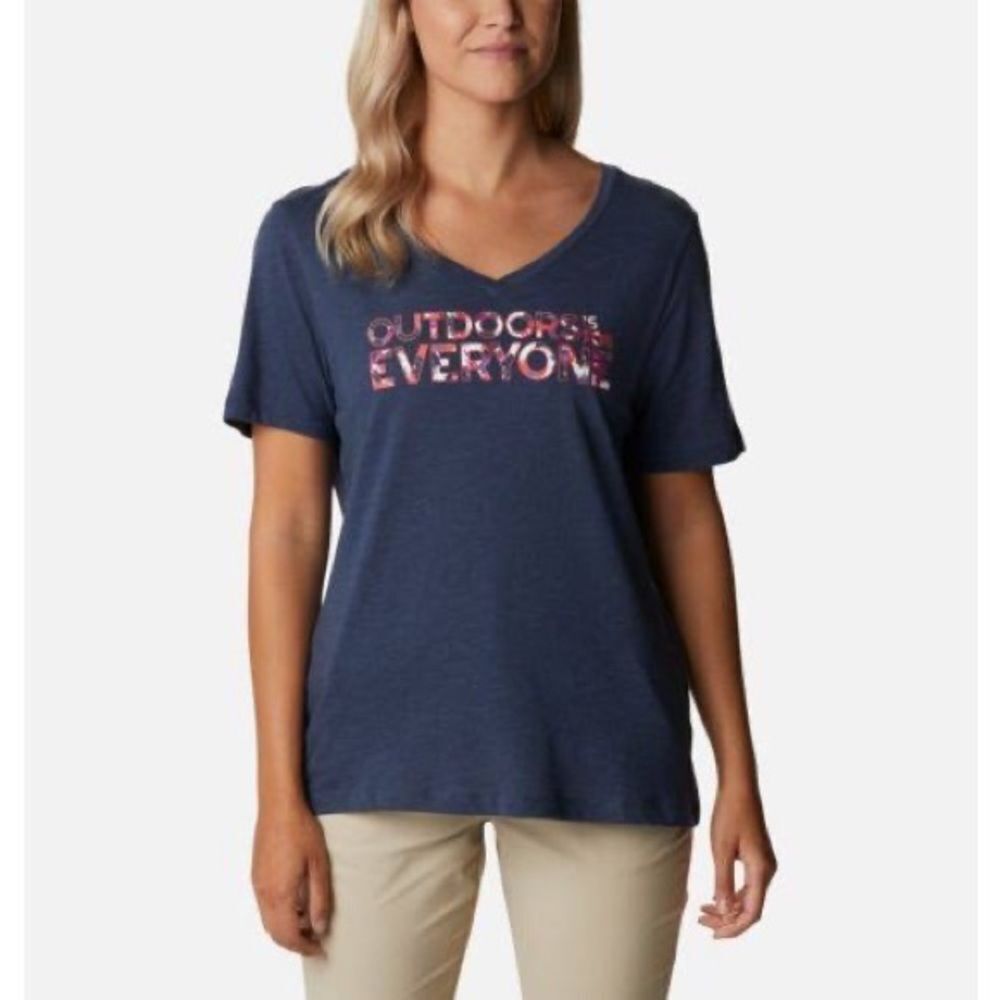 Columbia Bluebird Day Relaxed V-Neck T-Shirt